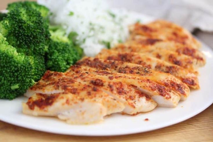 Baked Chicken Breast with Steamed Broccoli