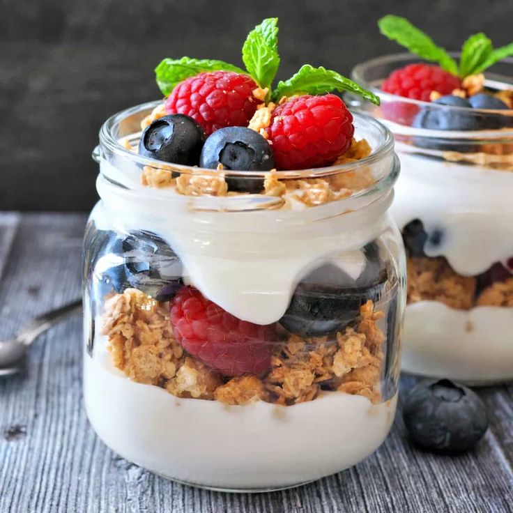 Greek Yogurt Parfait