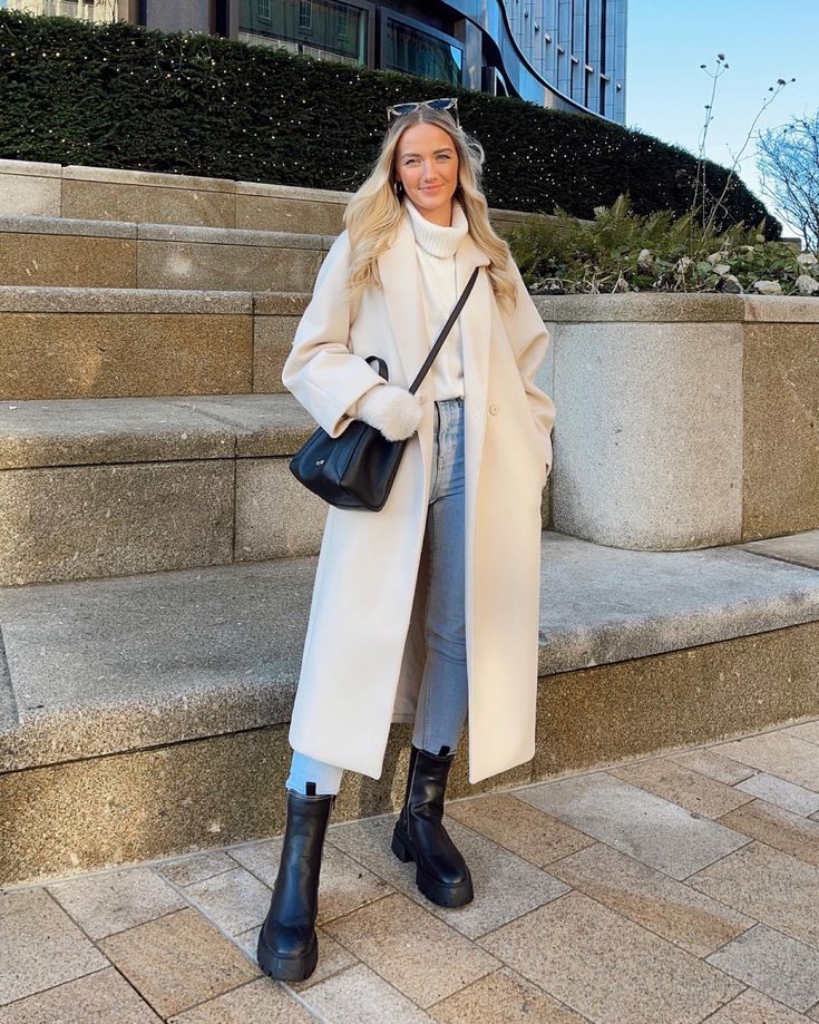 white coat/ Winter outfits inspiration 2023