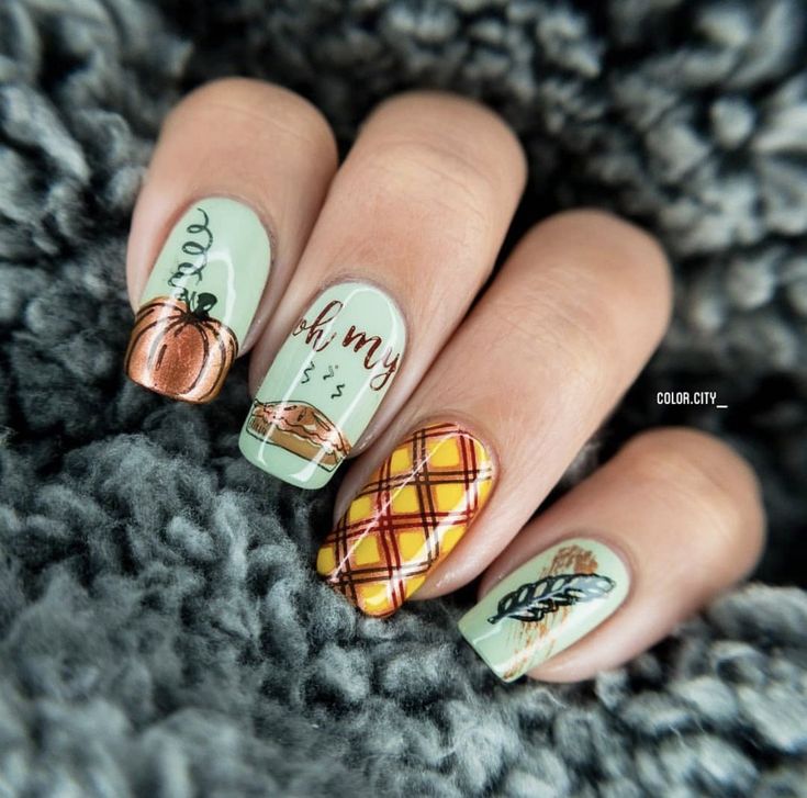 20 Thanksgiving Nail Art Ideas For Every Taste