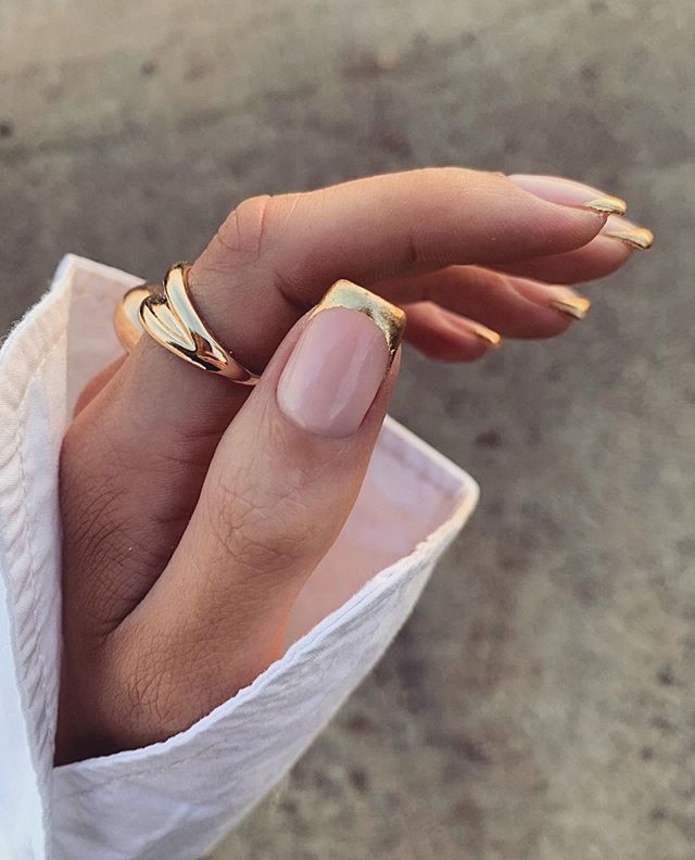 gold french tip nails