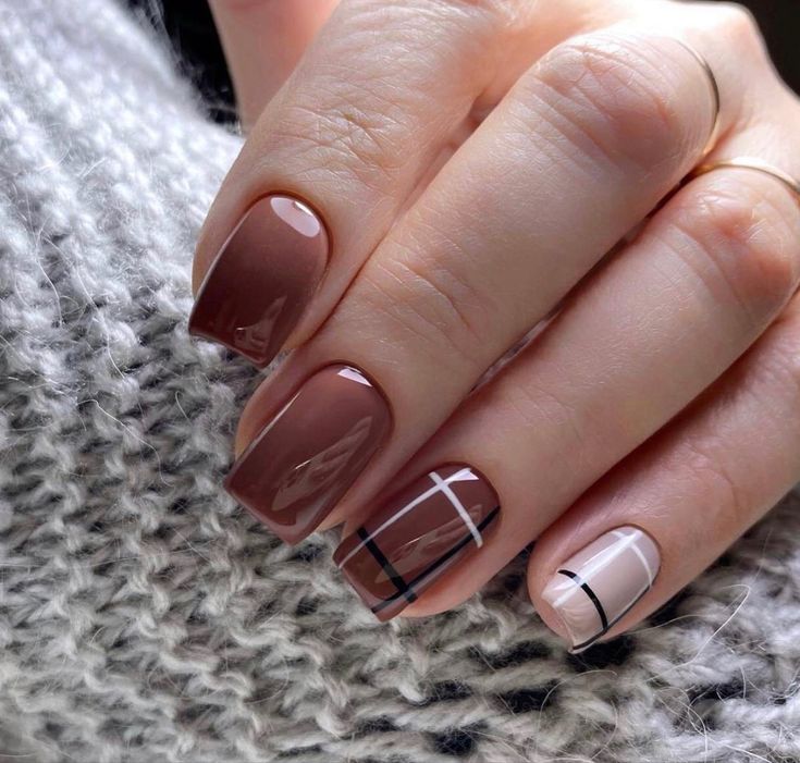 brown fall nails with geometric lines