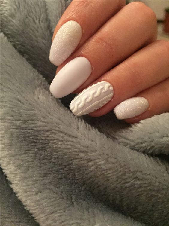 Sweater Weather nails